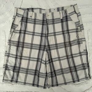 Faded Glory Men's Black and White Plaid Cargo Shorts